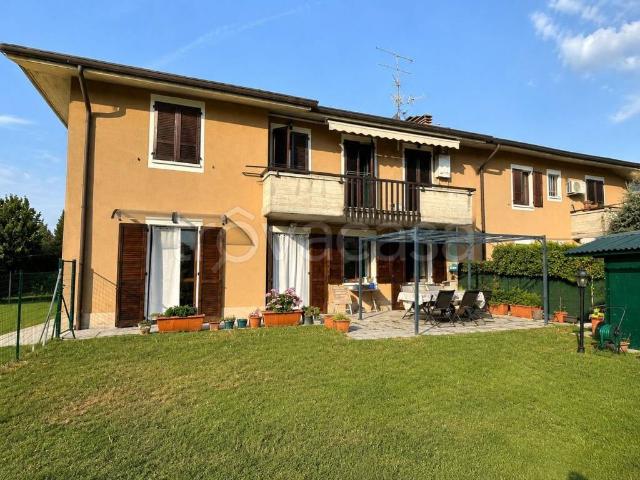 Appartamento in vendita a Desenzano Del Garda, Lombardia