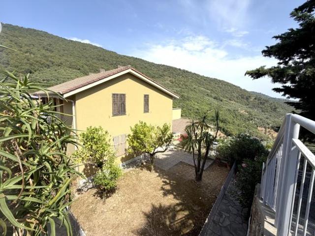 Appartamento in vendita a Diano Arentino, Liguria