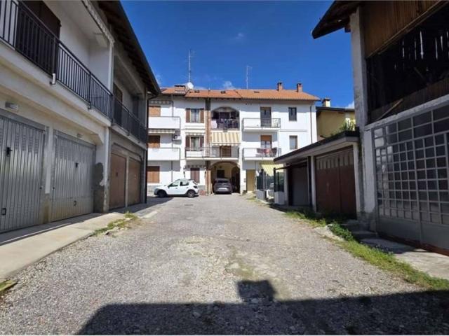 Appartamento in vendita a Contrada Moro, Fenegrò