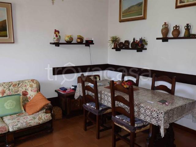Appartamento in vendita a Cerreto Rossi, Ferriere