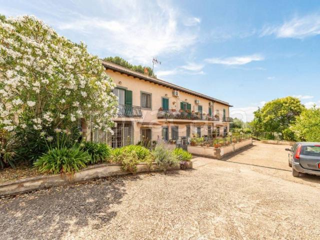 Appartamento in vendita a Colle Maria, Roma Capitale
