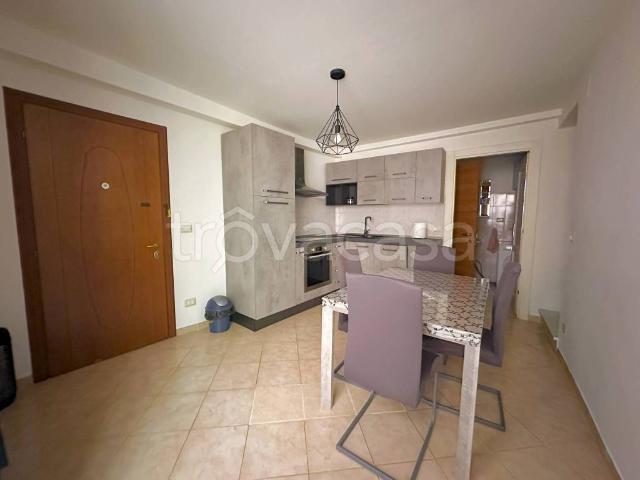 Appartamento in vendita a Centro Est, Serra Riccò