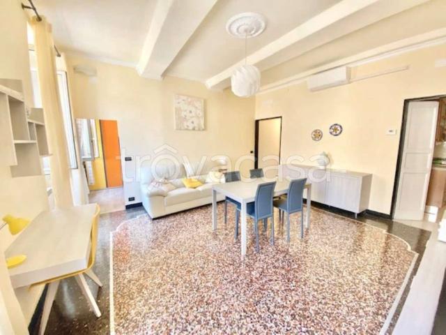 Appartamento in vendita a Centro Est, Serra Riccò