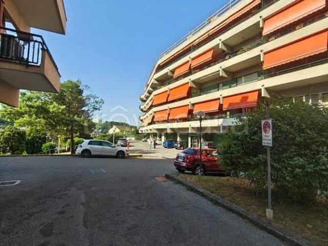 Appartamento in vendita a Medio Ponente, Serra Riccò