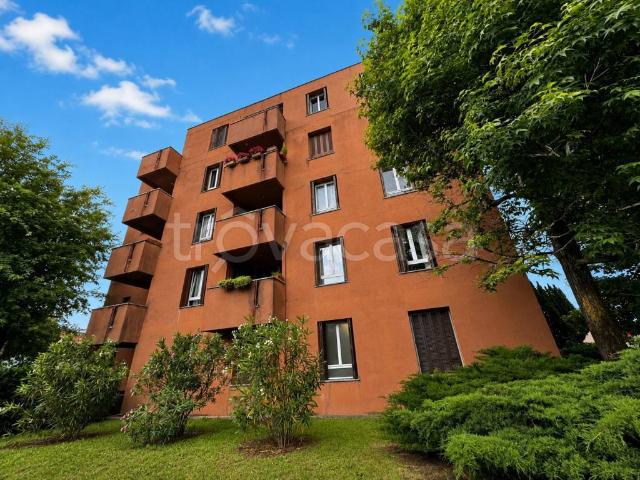 Appartamento in vendita a Giussano, Lombardia