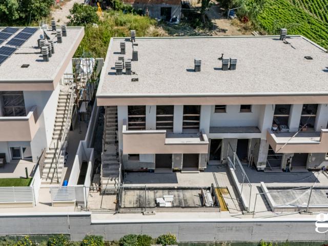 Appartamento in vendita a Marche, Pesaro E Urbino