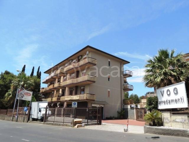 Appartamento in vendita a Gravina Di Catania, Sicilia