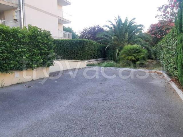 Appartamento in vendita a Carinaro, Campania