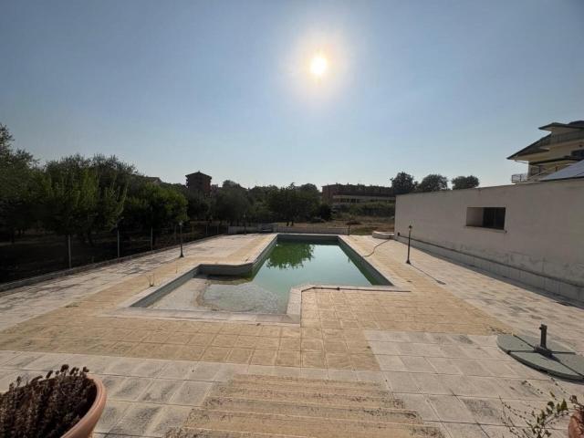 Villa Indipendente in vendita a Guidonia Montecelio, Roma Capitale