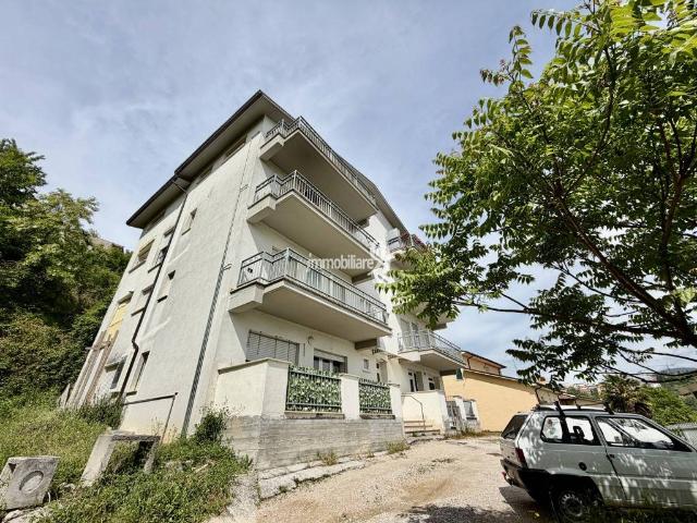 Appartamento in vendita a Sant'Elia, Tornimparte