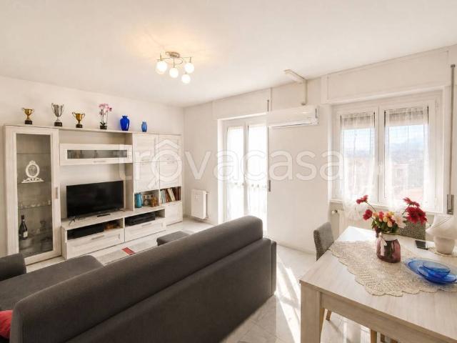 Appartamento in vendita a Castello, Lecco