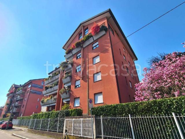 Appartamento in vendita a Oltresempione, Legnano