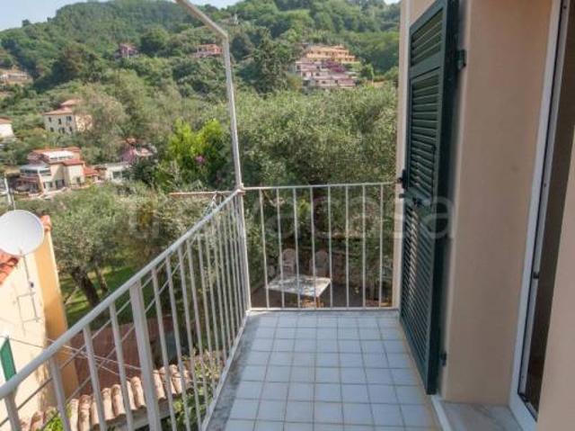 Appartamento in vendita a Bagnola, Lerici