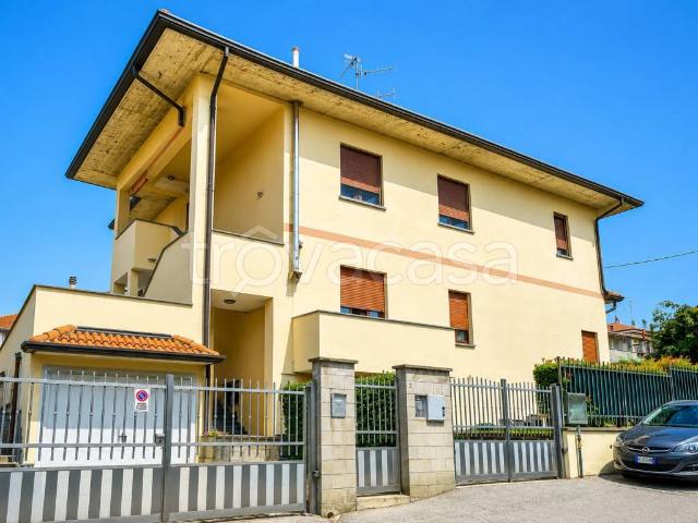 Appartamento in vendita a Villaggio del Sole, Limbiate