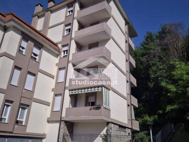 Appartamento in vendita a Lovere, Lombardia