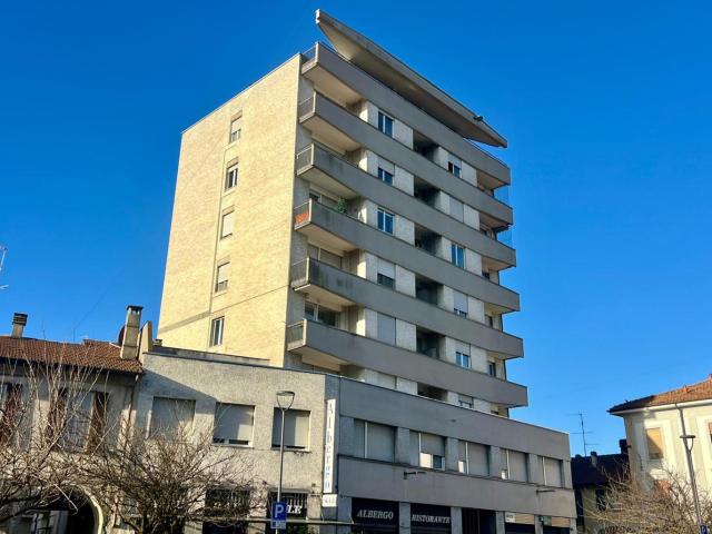 Appartamento in vendita a Mariano Comense, Lombardia