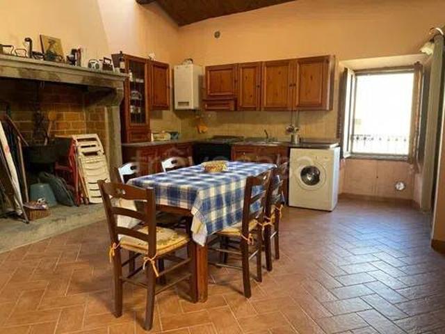 Appartamento in vendita a Marta, Lazio