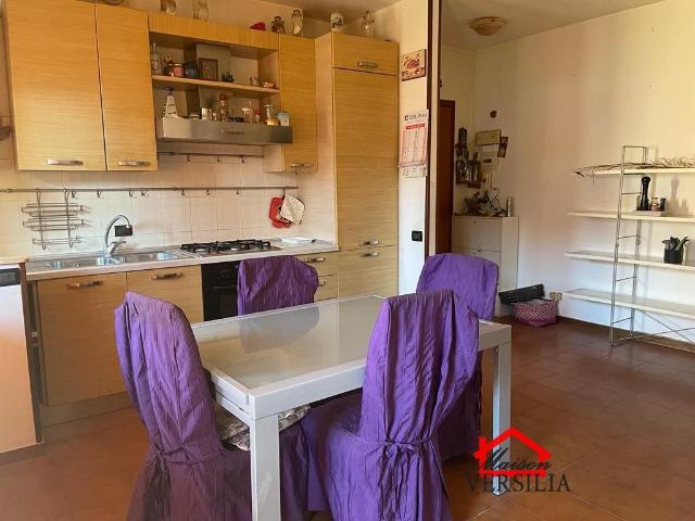 Appartamento in vendita a Camponelli, Marina Di Massa