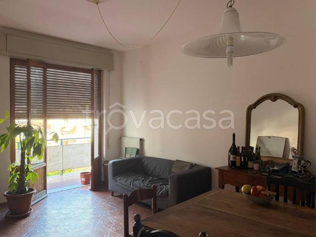 Appartamento in vendita a Marina di Massa, Marina Di Massa