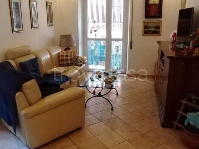 Appartamento in vendita a Rinchiostra, Marina Di Massa