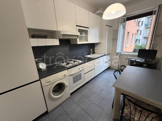 Appartamento in vendita a Ex Om - Morivione, Milano