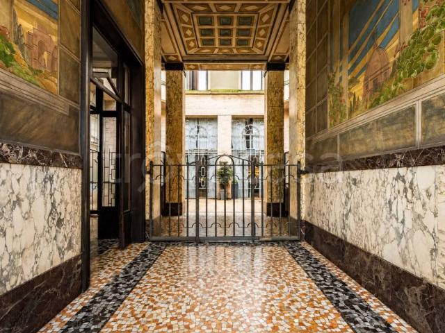 Appartamento in vendita a Municipio 9, Milano