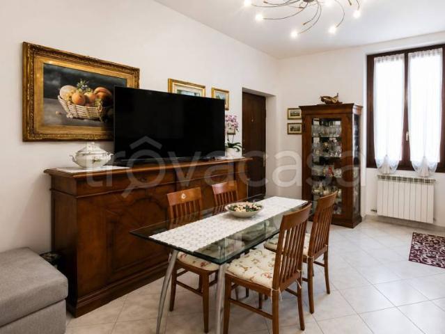 Appartamento in vendita a Misinto, Lombardia