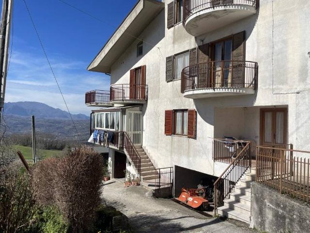 Appartamento in vendita a Montefalcione, Campania