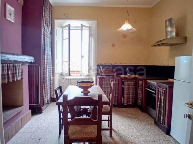 Appartamento in vendita a Montefiascone, Lazio