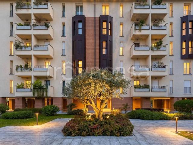 Appartamento in vendita a Buonarroti, Monza