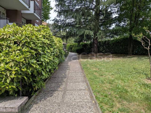 Appartamento in vendita a Sant'Albino, Monza
