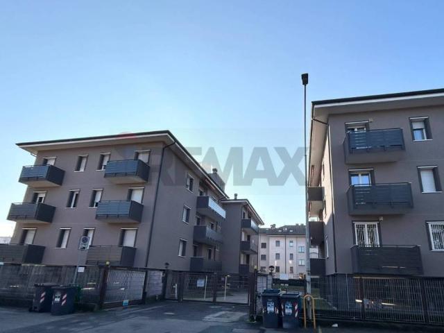 Appartamento in vendita a Buonarroti, Monza