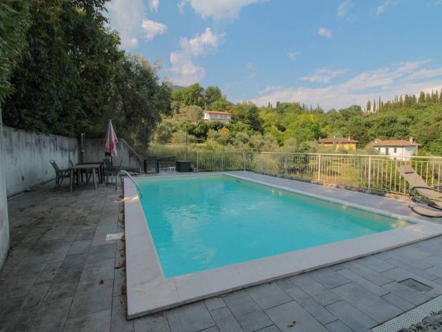 Appartamento in vendita a Comunità Montana Parco Alto Garda bresciano, Gardone Riviera