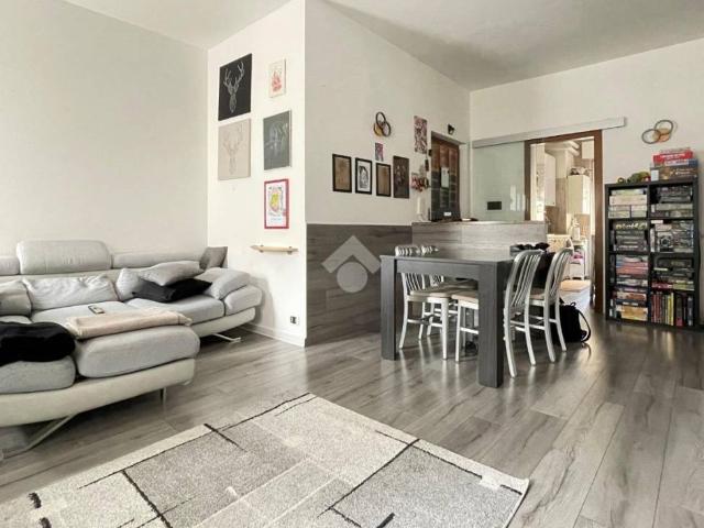 Appartamento in vendita a Muggiò, Lombardia