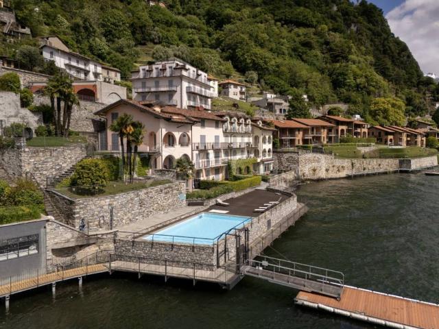 Appartamento in vendita a Musso, Lombardia