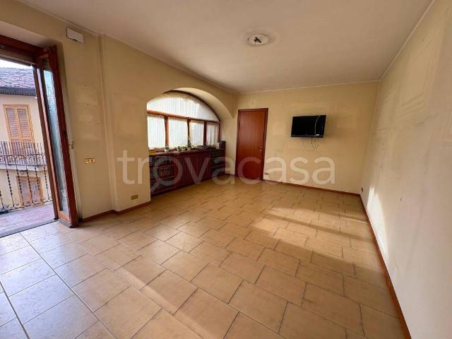 Appartamento in vendita a Nibionno, Lecco