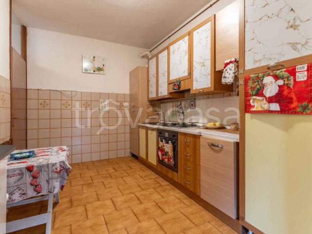 Appartamento in vendita a Pieve Emanuele, Lombardia