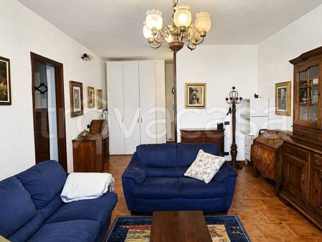 Appartamento in vendita a Pieve Emanuele, Lombardia