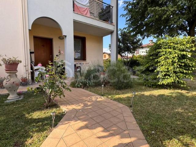 Appartamento in vendita a Porto Mantovano, Lombardia