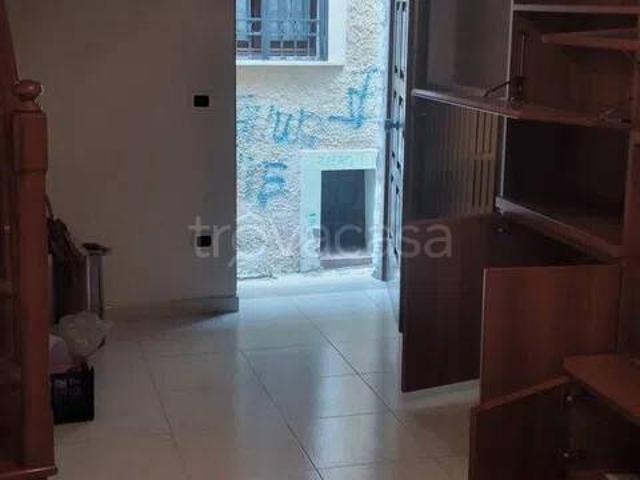 Appartamento in vendita a Montereale, Potenza