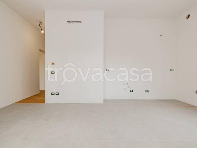 Appartamento in vendita a Ravello, Rescaldina