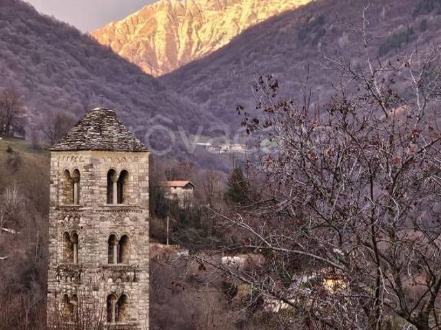 Appartamento in vendita a Rezzago, Lombardia