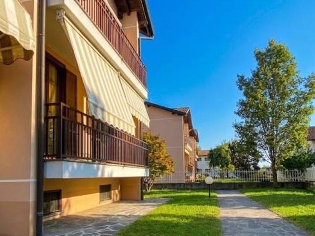 Appartamento in vendita a Robecchetto, Robecchetto Con Induno