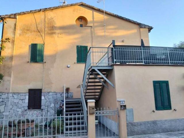 Appartamento in vendita a Roccastrada, Toscana