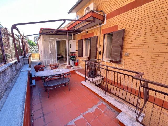 Appartamento in vendita a Labaro, Roma
