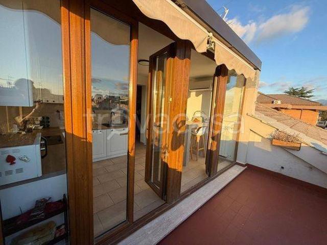 Appartamento in vendita a Morena, Roma