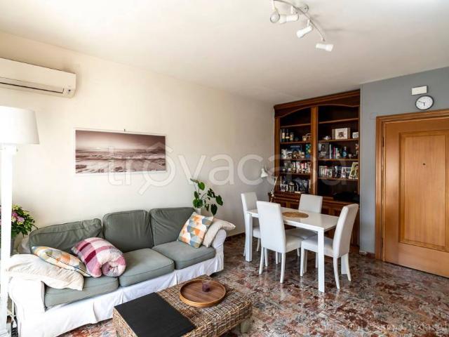 Appartamento in vendita a Municipio Roma VII, Roma Capitale