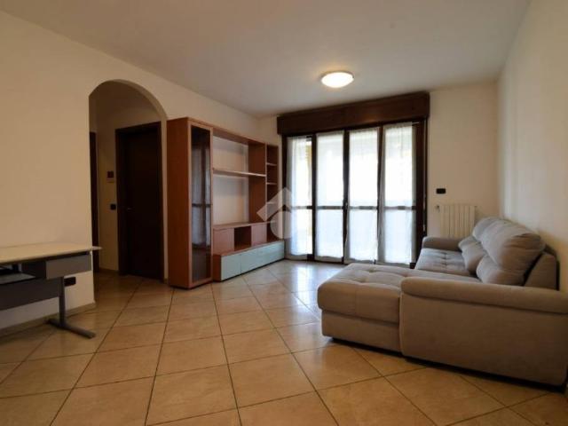 Appartamento in vendita a Rozzano, Lombardia