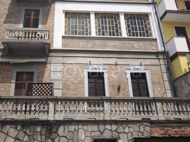 Appartamento in vendita a Saint Vincent, Aosta
