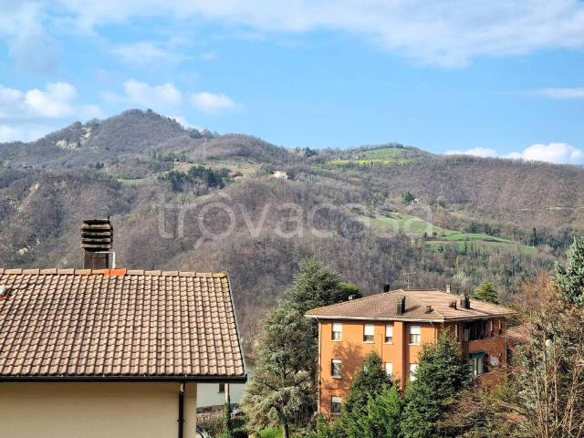 Appartamento in vendita a Grizzana Morandi, Bologna